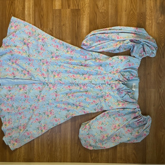 [NEW] House of CB Hope Dress - Picture 4 of 10